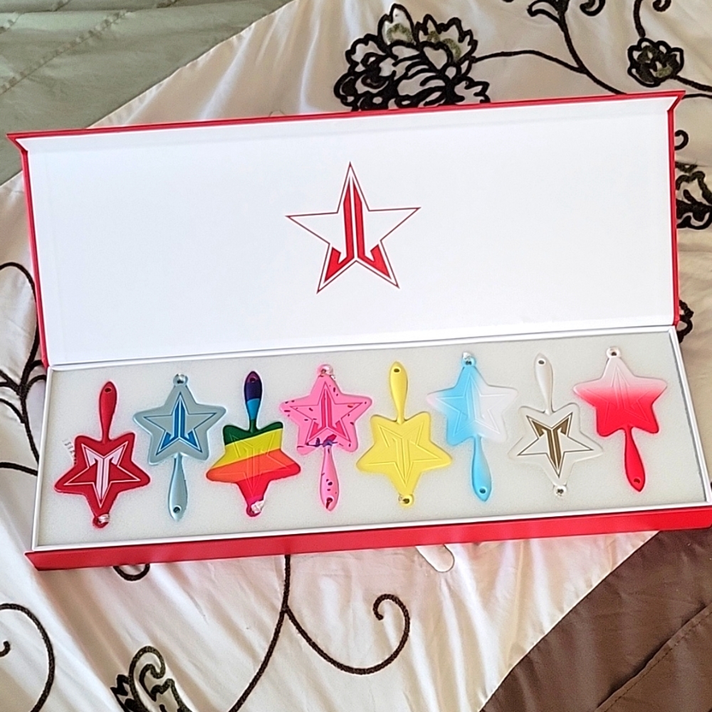 Jeffree Star Ornaments